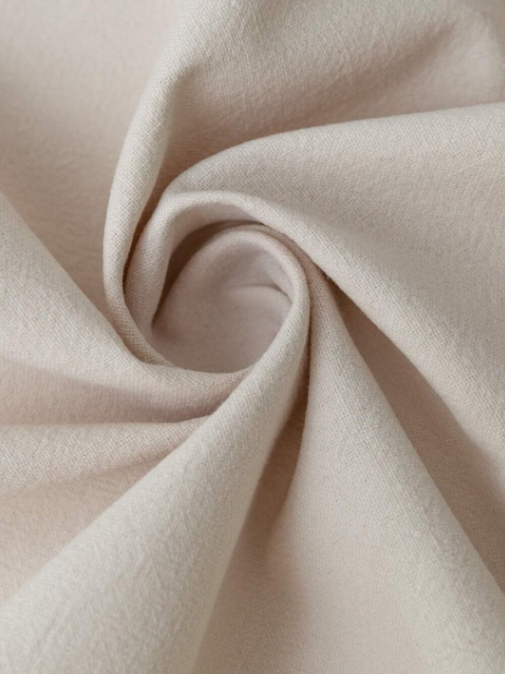 100% Cotton Tablecloth, Ruffle, 60" X 84" NWOT - Picture 4 of 10